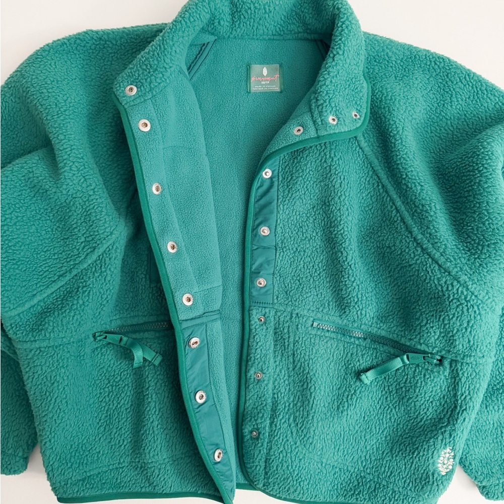 NWOT FP Movement Hit the Slopes Fleece Jacket in Green Glow - Picture 6 of 9